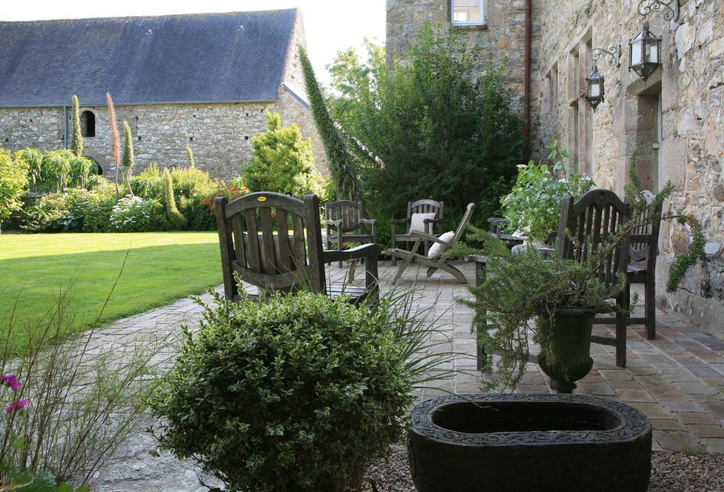 シェルブール・アン・コタンタン ル マノワール ド ラ フィフィ Bed & Breakfast エクステリア 写真