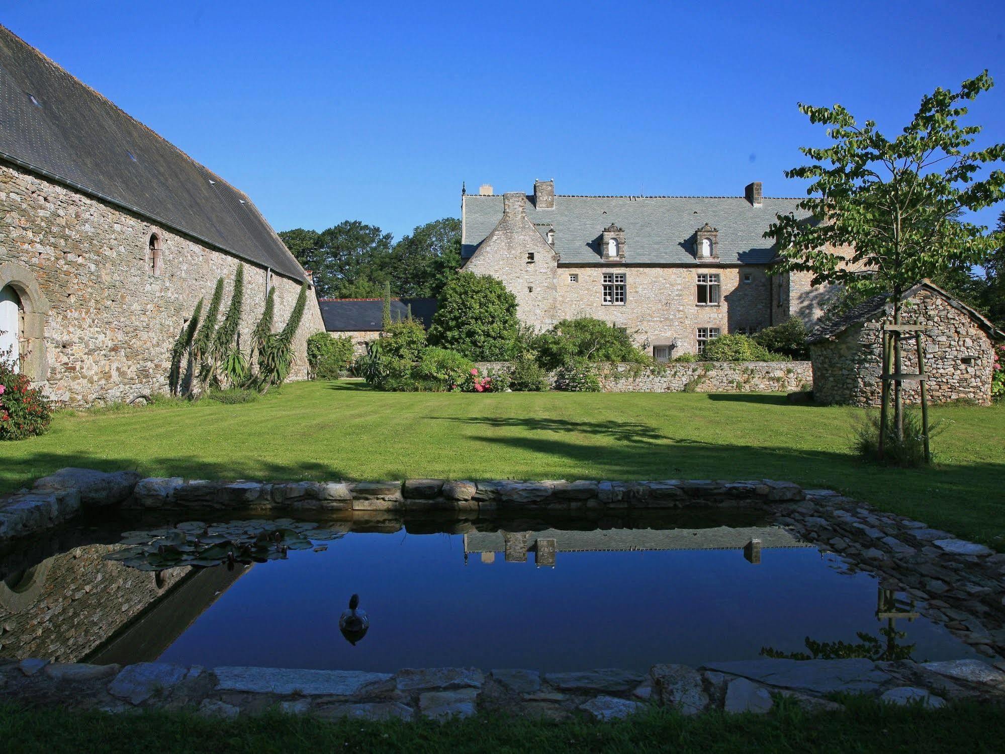 シェルブール・アン・コタンタン ル マノワール ド ラ フィフィ Bed & Breakfast エクステリア 写真
