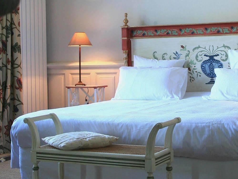 シェルブール・アン・コタンタン ル マノワール ド ラ フィフィ Bed & Breakfast エクステリア 写真