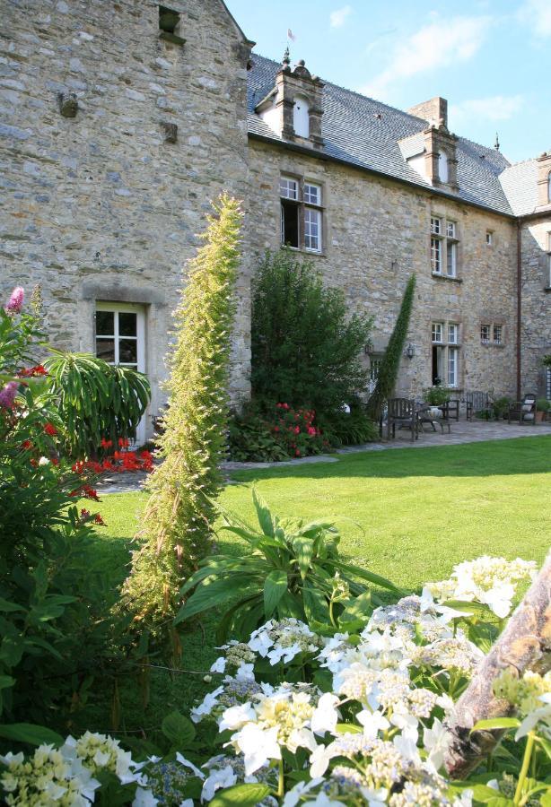 シェルブール・アン・コタンタン ル マノワール ド ラ フィフィ Bed & Breakfast エクステリア 写真